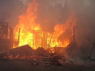 Llegan a 10 los muertos por incendio en centro Sename