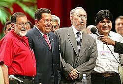 Chávez anuncia que profundizará el socialismo