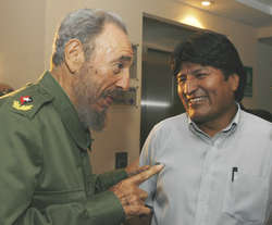 Evo Morales y Fidel Castro coinciden en fortalecer la unidad de los países de América Latina