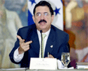 Zelaya vuelve a Honduras y pide reunión con jefes militares
