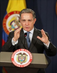 La Fiscalía colombiana estrecha el círculo sobre la guerra al terror de Álvaro Uribe