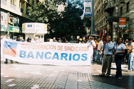 Chile: Los empleados financieros están presionando para una huelga nacional