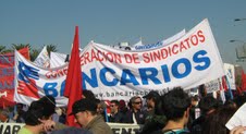 DECLARACIÓN PÚBLICA: LOS TRABAJADORES BANCARIOS JUNTO A LOS ESTUDIANTES CHILENOS