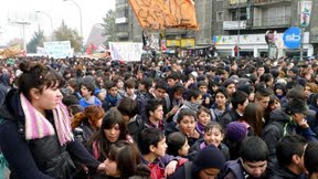 Chile: Los estudiantes ponen al régimen contra las cuerdas